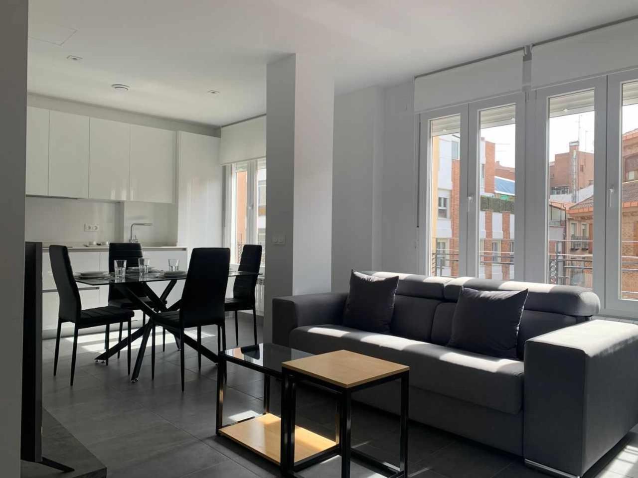 Ramon Y Cajal Suites De Luxe León Dış mekan fotoğraf