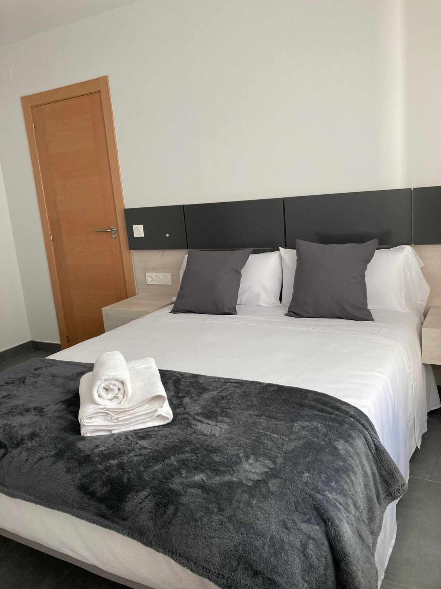 Ramon Y Cajal Suites De Luxe León Dış mekan fotoğraf